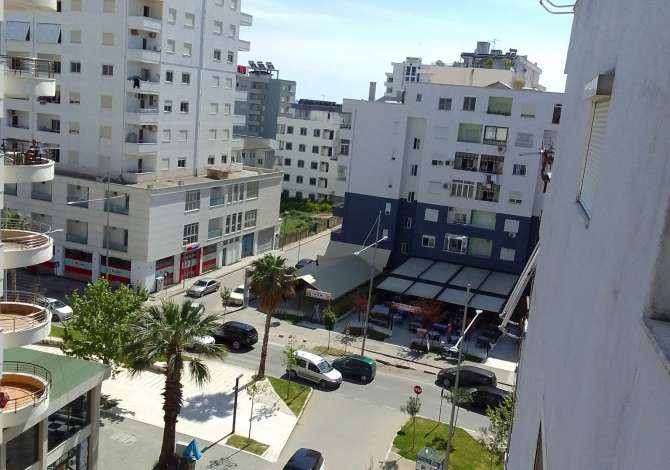 Daily rent and beach room in Durres 1+1 Furnished  The house is located in Durres the "Zone Periferike" area and is (<
