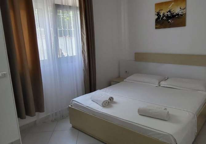 Daily rent and beach room in Himare 2+1 Furnished  The house is located in Himare the "Dhermi" area and is .
This Daily 