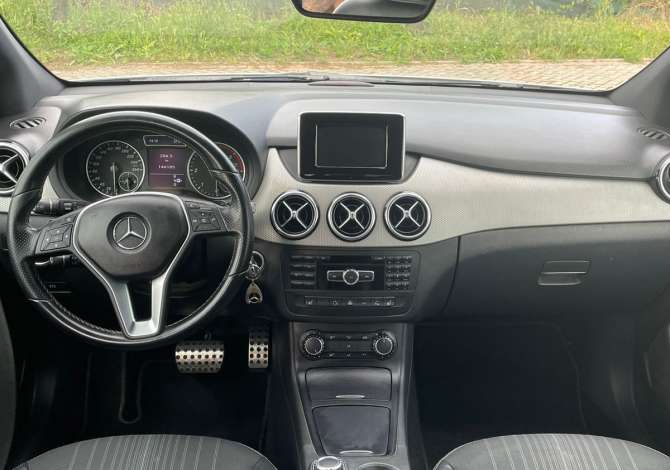 Car for sale Mercedes-Benz 2012 supplied with Diesel Car for sale in Tirana near the "Vore" area .This Automatik Mercedes-