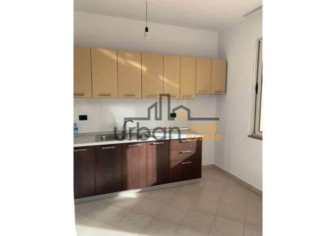 Shitet, Apartament 1+1, Astir, Tiranë - 78,000€ | 60 m² Të dhëna mbi apartamentin :

ambient ndenjie + ambient gatimi
dhomë gjumi
