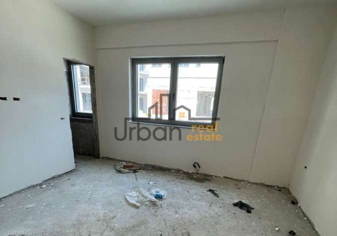House for Sale in Tirana 2+1 Emty  The house is located in Tirana the "Laprake" area and is .
This House
