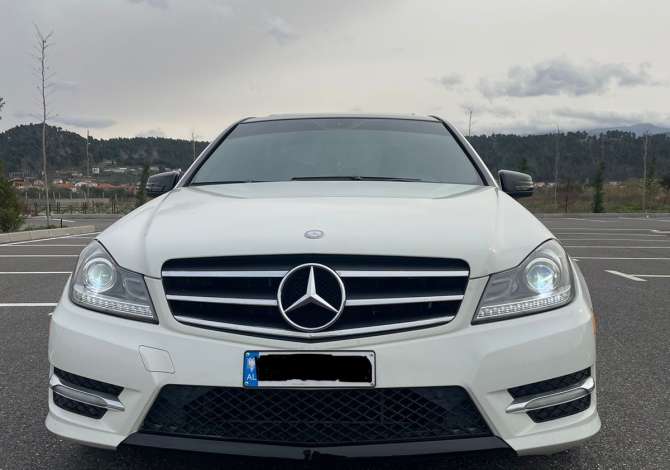 Car for sale Mercedes-Benz 2012 supplied with gasoline-gas Car for sale in Elbasan near the "Zone Periferike" area .This Automat