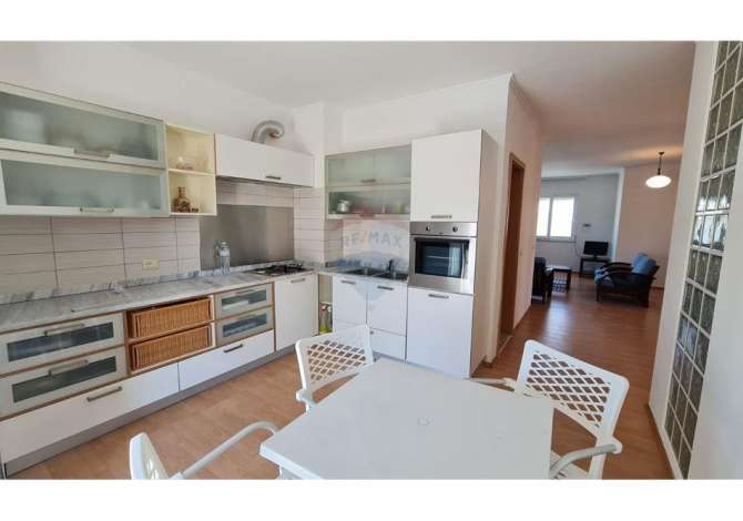  The house is located in Durres the "Plepa" area and is 28.42 km from c
