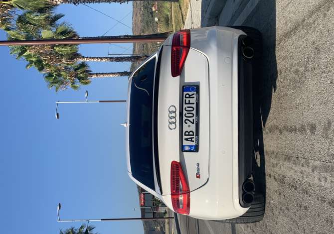 Car for sale Audi 2015 supplied with Diesel Car for sale in Fier near the "Zone Periferike" area .This Automatik 
