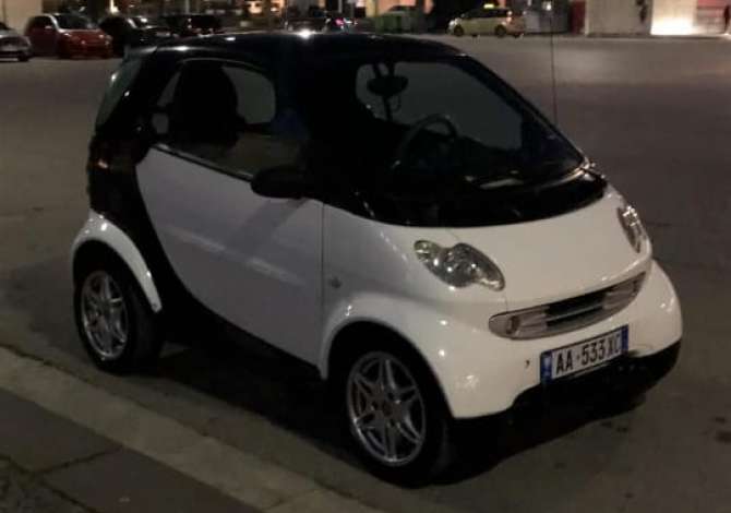Car for sale Smart 2005 supplied with Gasoline Car for sale in Tirana near the "Vasil Shanto" area .This Automatik S