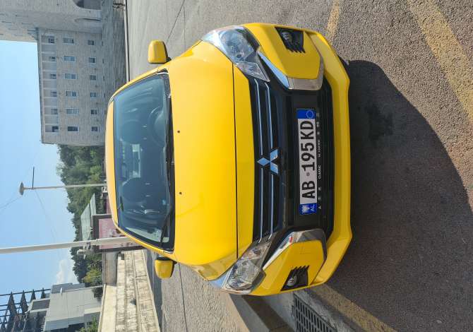 Auto in Vendita Mitsubishi 2022 funziona con Benzina Auto in Vendita a Tirana vicino a "Don Bosko" .Questa Automatik Mitsu