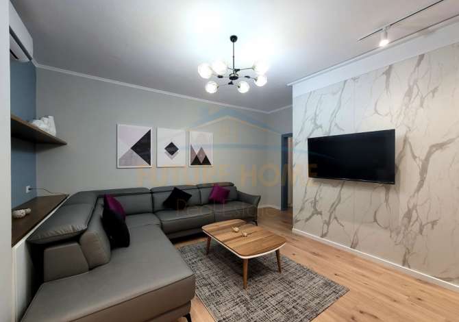 🏡🌆 Shitet, Apartament 1+1 në Rrugën Fortuzi, Tiranë 🔍 informacion mbi apartamentin:

siperfaqja e apartamentit (neto): 66 m2
k