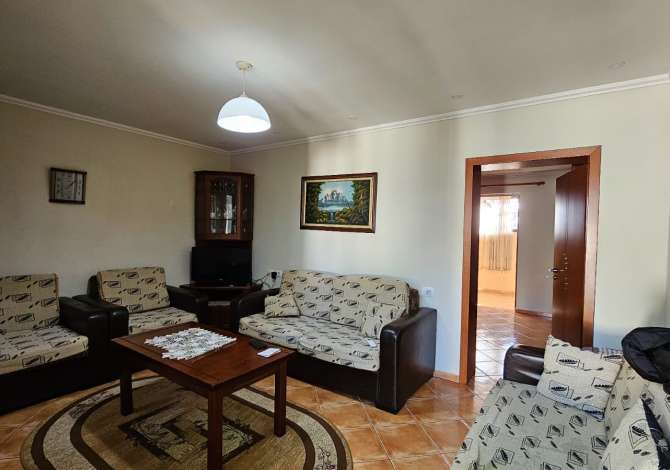  The house is located in Tirana the "Fresku/Linze" area and is 26.89 km