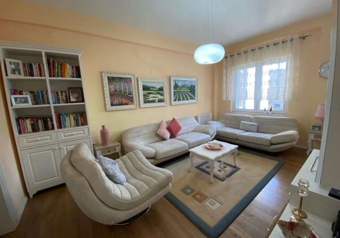  Apartament 3+1+2 per shitje tek Ish-Stacioni i fundit i Tiranes se Re .

📐S