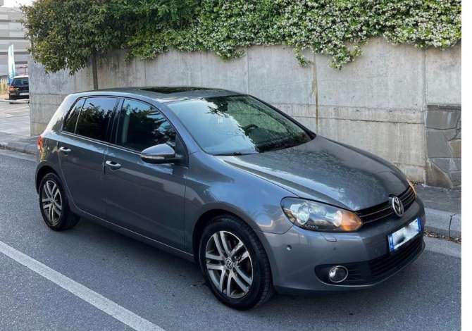 Car Rental Volkswagen 2012 supplied with Diesel Car Rental in Tirana near the "Zone Periferike" area .This Automatik 