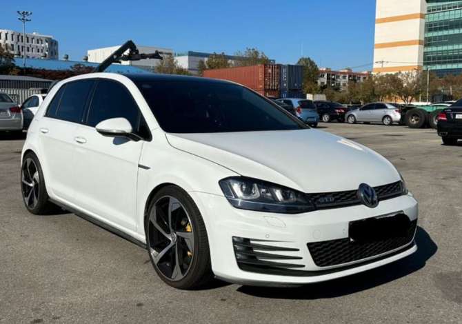 Car Rental Volkswagen 2016 supplied with Diesel Car Rental in Tirana near the "Zone Periferike" area .This Automatik 
