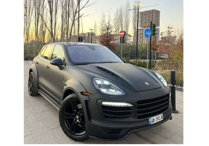 Car Rental Porsche 2015 supplied with Diesel Car Rental in Tirana near the "Zone Periferike" area .This Automatik 