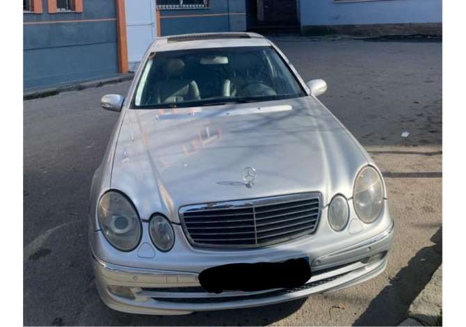 Auto in Vendita Mercedes-Benz 2004 funziona con Diesel Auto in Vendita a Tirana vicino a "Lumi Lana/ Bulevard" .Questa Autom