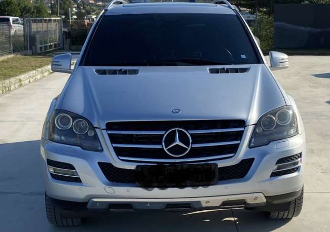 Car for sale Mercedes-Benz 2017 supplied with Diesel Car for sale in Tirana near the "Zone Periferike" area .This Automati