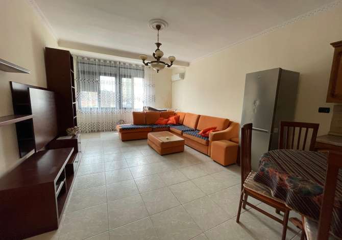 Qera, Apartament 3+1+2 , Rruga Asim Vokshi, Tiranë - 600€ | 140 m² Të dhëna mbi apartamentin :

● ambient ndenjie + ambient gatimi

● 3 d