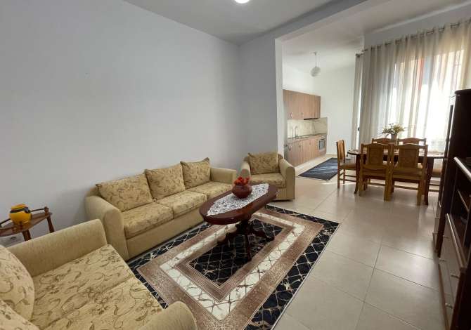 Qera, Apartament 1+1Rruga e Dibrës, Tiranë - 350€ | 70 m² Të dhëna mbi apartamentin :

• sipërfaqe neto 70m².

• dhoma e ndenj