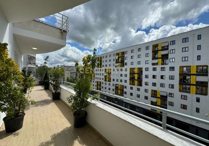 Yzberisht Shesim Apartament 3+1+2 Apartamenti ndodhet tek bulevardi i ri yzberish.
organizohet ne nje dhome ndenj