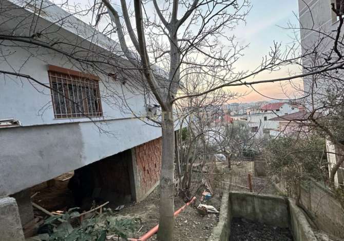  The house is located in Durres the "Zone Periferike" area and is 4.80 
