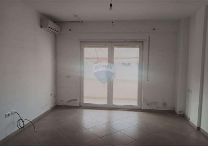 House for Sale in Tirana 2+1 Emty  The house is located in Tirana the "Lumi Lana/ Bulevard" area and is .