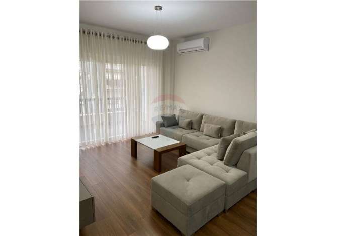 House for Rent in Tirana 1+1 Furnished  The house is located in Tirana the "Ali Demi/Tregu Elektrik" area and 
