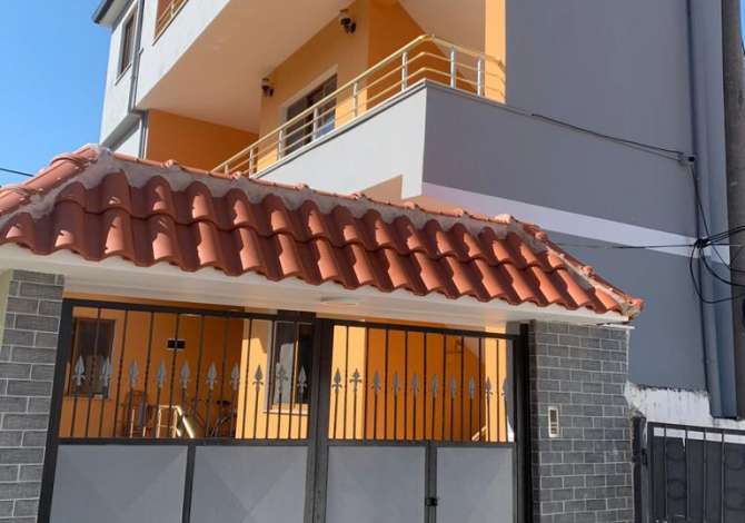 House for Sale in Tirana 5+1 In Part  The house is located in Tirana the "Ysberisht/Kombinat/Selite" area an