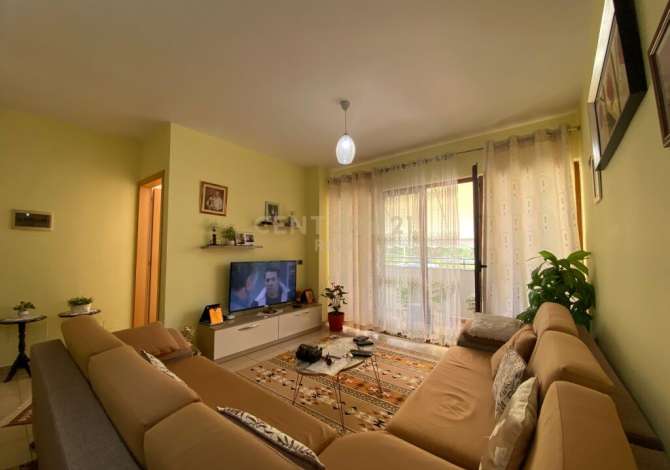 Casa in vendita a Tirana 3+1 Arredato  La casa si trova a Tirana nella zona "Fresku/Linze" che si trova (<