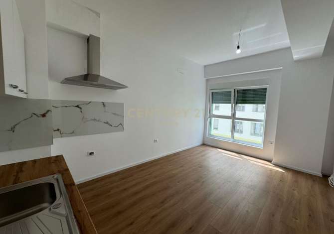 House for Rent in Tirana 1+1 Emty  The house is located in Tirana the "Ali Demi/Tregu Elektrik" area and 