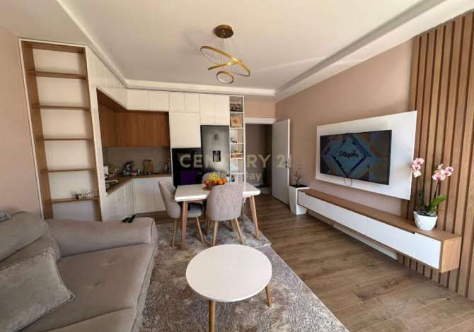  The house is located in Durres the "Central" area and is 1.44 km from 