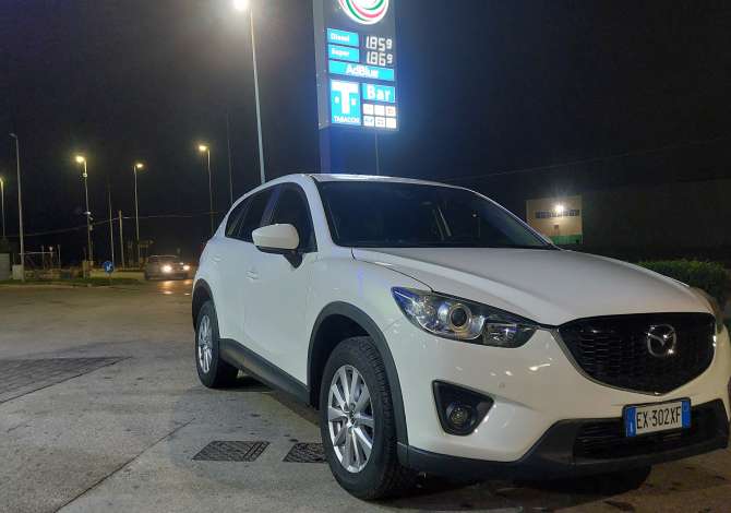Auto in Vendita Mazda 2014 funziona con Diesel Auto in Vendita a Durazzo vicino a "Currilat" .Questa Automatik Mazda