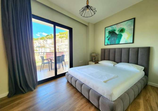  The house is located in Sarande the "Central" area and is 77.94 km fro