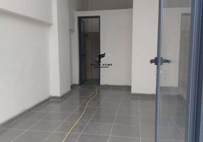  The house is located in Tirana the "Ministria e jashte/Pazari i ri/Shkolla 