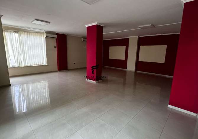 The house is located in Tirana the "21 Dhjetori/Rruga e Kavajes" area 