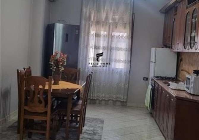 House for Sale in Tirana 5+1 Emty  The house is located in Tirana the "Zone Periferike" area and is .
Th
