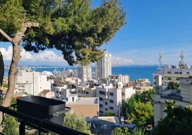 Shitet Apartament Luksoz 3+1+2 me Pamje nga Deti në Durrës, me Parkim te VILA E ZOGUT 220000 EURO Ky apartament ndodhet në zonën prestigjioze të vilës së zogut, në një nd�