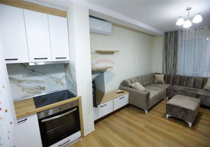  Jepet apartament 1+1 me qera te Rruga e Kosovareve, 500 Euro

Apartamenti ka n