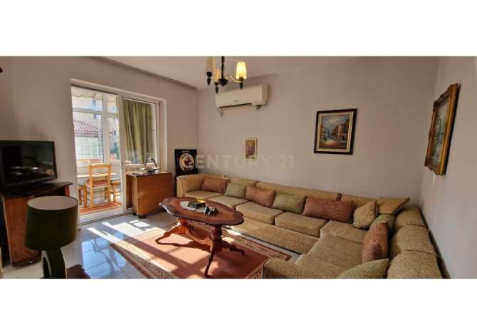 Apartament 1+1 Për Qera pranë Gjimazit "Partizani" Prona ndodhet në një lokacion mjaft të preferuar në afërsi të qendrës së