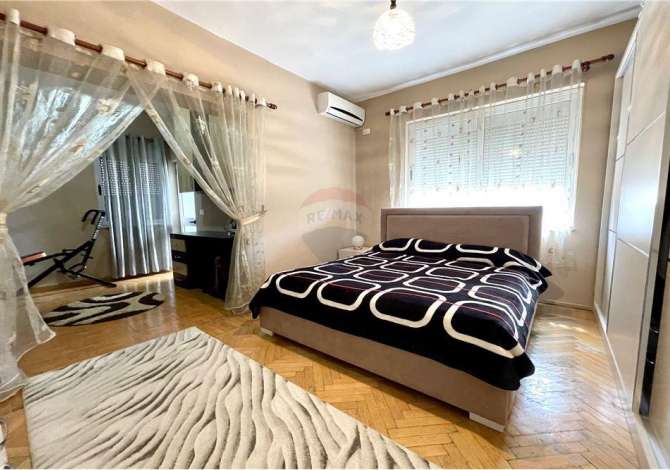 House for Sale in Tirana 2+1 In Part  The house is located in Tirana the "Sheshi Shkenderbej/Myslym Shyri" a