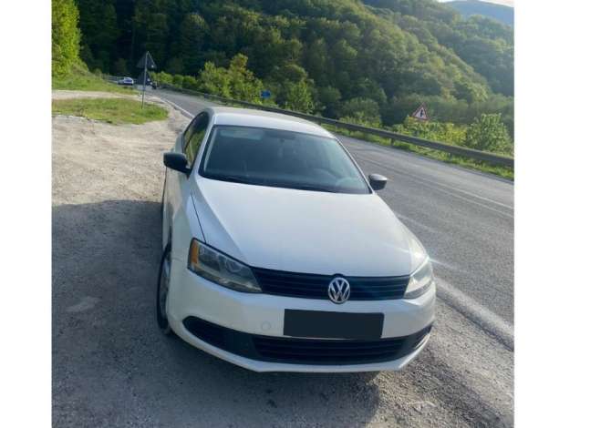 Car Rental Volkswagen 2013 supplied with Gasoline Car Rental in Tirana near the "Zone Periferike" area .This Automatik 