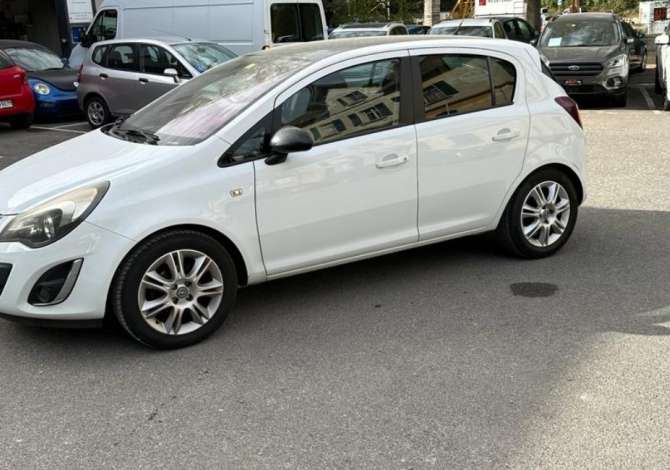 Makina me qera Opel Corsa 30 Euro + 7 dite [b]📢 Jepet me qera Makina Opel Corsa 
[/b]
👉 Viti: 2013

⛽ Motorri: 