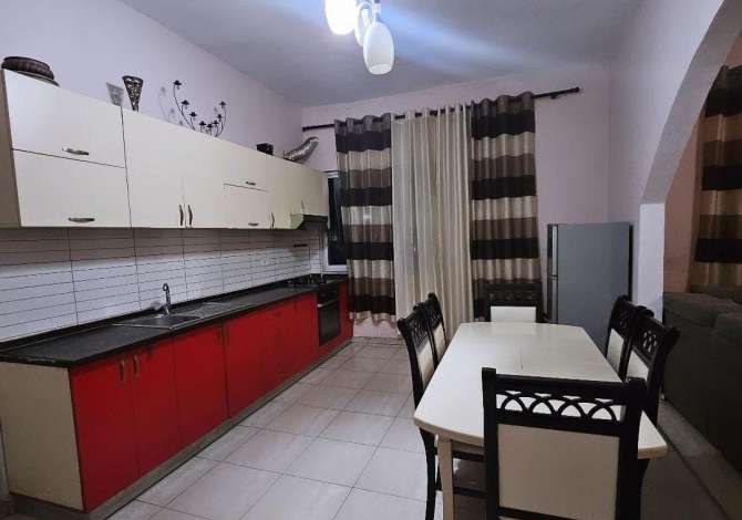 Qera Vile (Jordan Misja) Vile apartament
jordan misja
i mobiluar
kati 1
90 m2

300 euro

jepet me