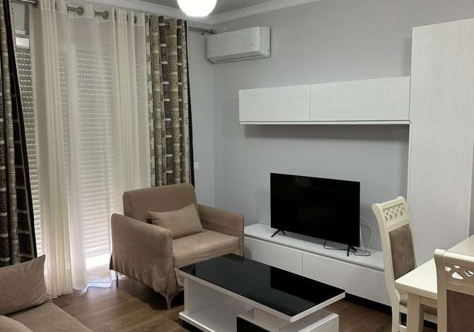 Apartament me qera 1+1 4000euro Astir Tiran 
