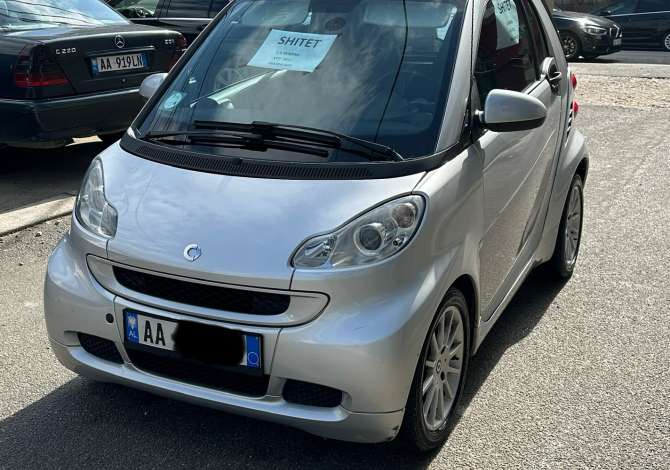 Car for sale Smart 2011 supplied with Gasoline Car for sale in Tirana near the "Fresku/Linze" area .This Automatik S