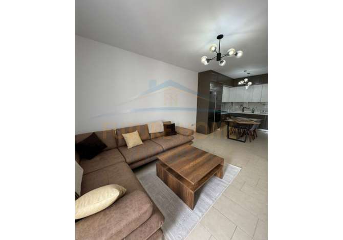  Qera, Apartament 3+1+2, Unaza e Re, Tiranë.
Informacion mbi apartamentin:
•