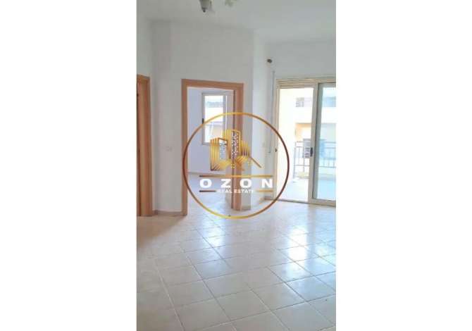  ♦Shiten dy apartamente 2+1 në një pallat të ri në zonën e Orikumit, Vlor�