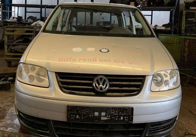pjesetouran Volkswagen Touran të sapoardhur nga Gjermania, çmontohen për pjesë këmbimi,
