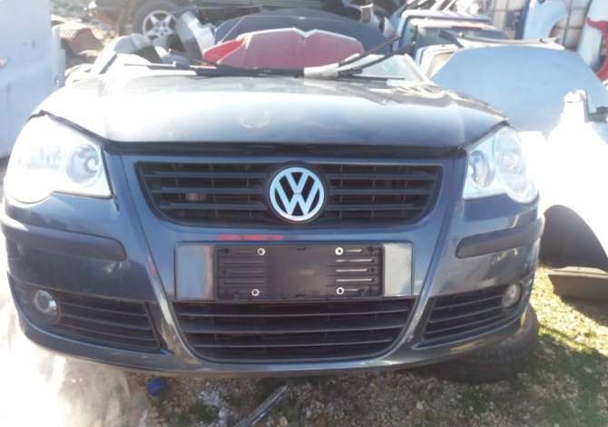 Volkswagen Polo viti 2008, çmontohet per pjese kembimi. Volkswagen Polo viti 2008, çmontohet per pjese kembimi.