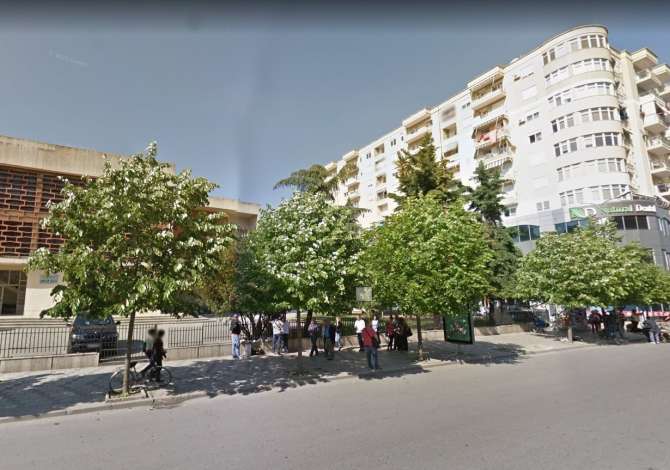 Ambient biznesi në shitje në “Durrës” Ambient biznesi në shitje në “durrës”

ambienti ka një sipërfaqe prej