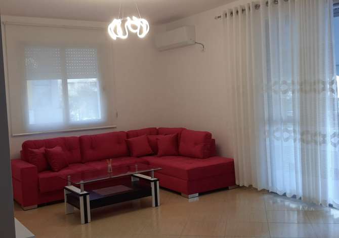  The house is located in Vlore the "Lungomare" area and is 0.08 km from