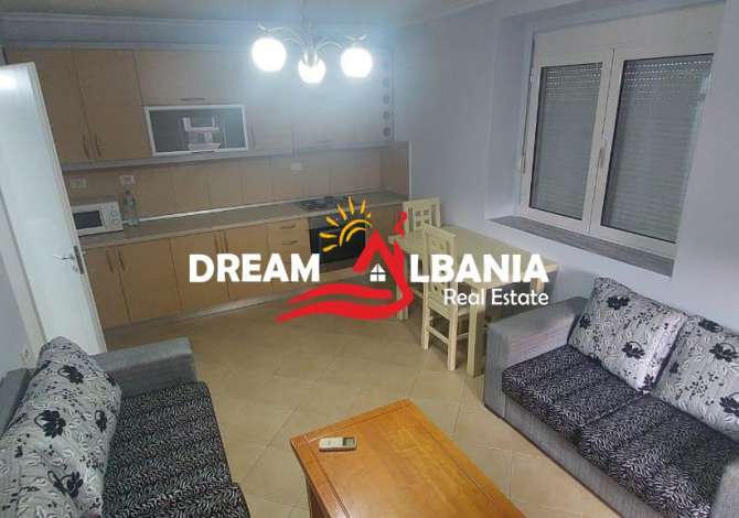 Casa in affitto a Tirana 2+1 Arredato  La casa si trova a Tirana nella zona "Rruga e Durresit/Zogu i zi" che 