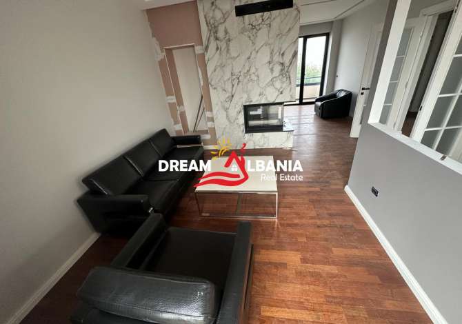 House for Rent in Tirana 5+1 In Part  The house is located in Tirana the "Sauk" area and is .
This House fo